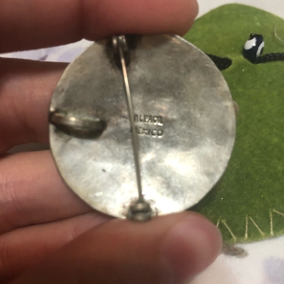 Mexican Abalone Pendant/Brooch - Picture 3 of 5